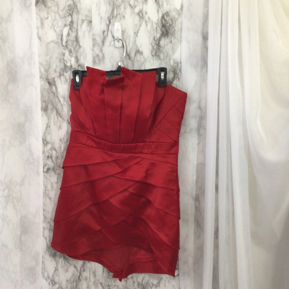 Badgley Mischka Red Strapless Dress